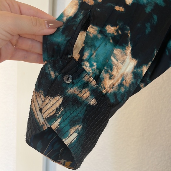 Johnny Was Silk Tunic - Picture 2 of 11